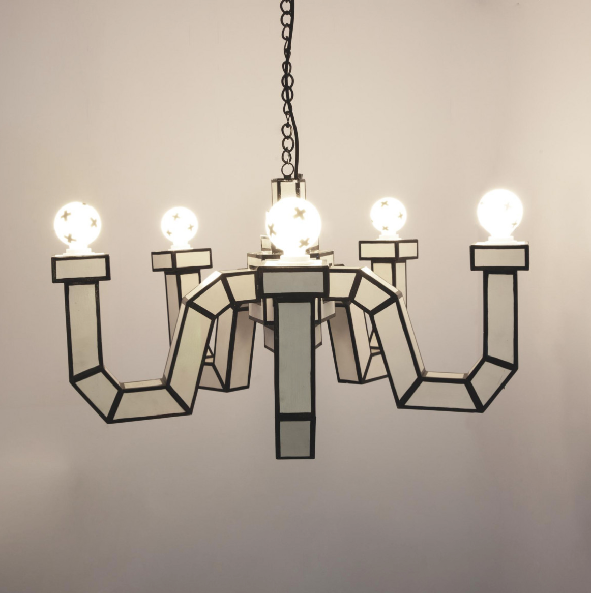 Chandelier Cut & Paste en carton 100% recyclé par Annebet Philips x Seletti – Image 3