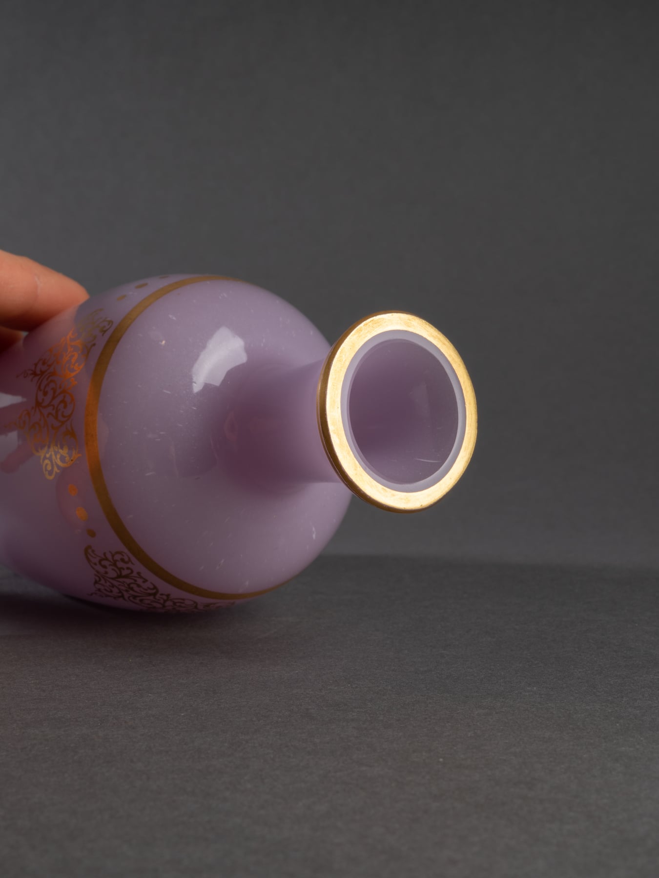 Petit vase en opaline, Baccarat, XIXe siècle – Image 4