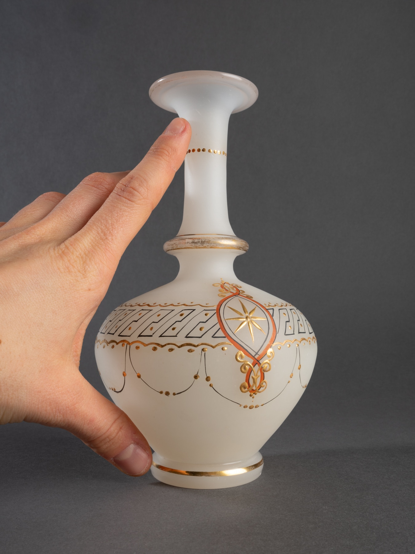 Vase en opaline pâte de riz, XIXe siècle – Image 4