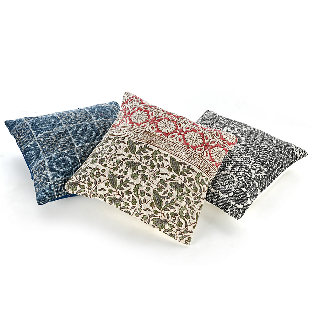 Coussins en tissus artisanaux indiens – Image 3