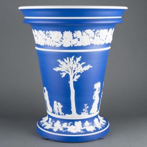 Pique-fleurs en jasperware signé Wedgwood, XIXe siècle